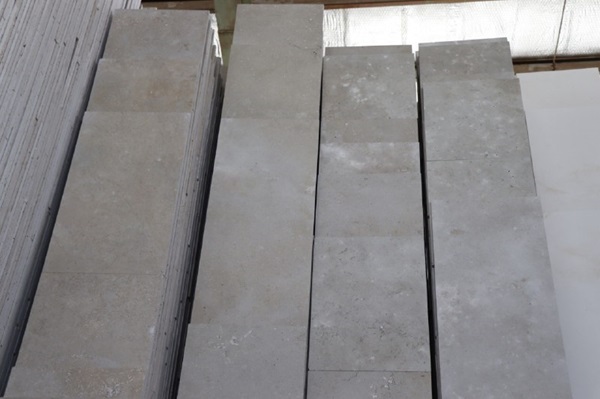 تراورتن کرم روشن آبگرم سوپر تراورتن کرم روشن آبگرم سوپر